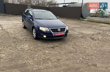 Универсал Volkswagen Passat 2009 в Нововолынске