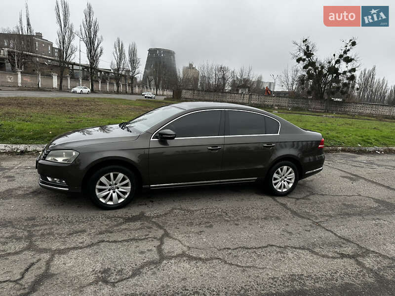 Седан Volkswagen Passat 2012 в Киеве фото 4 Седан Volkswagen Passat 2012 в Киеве