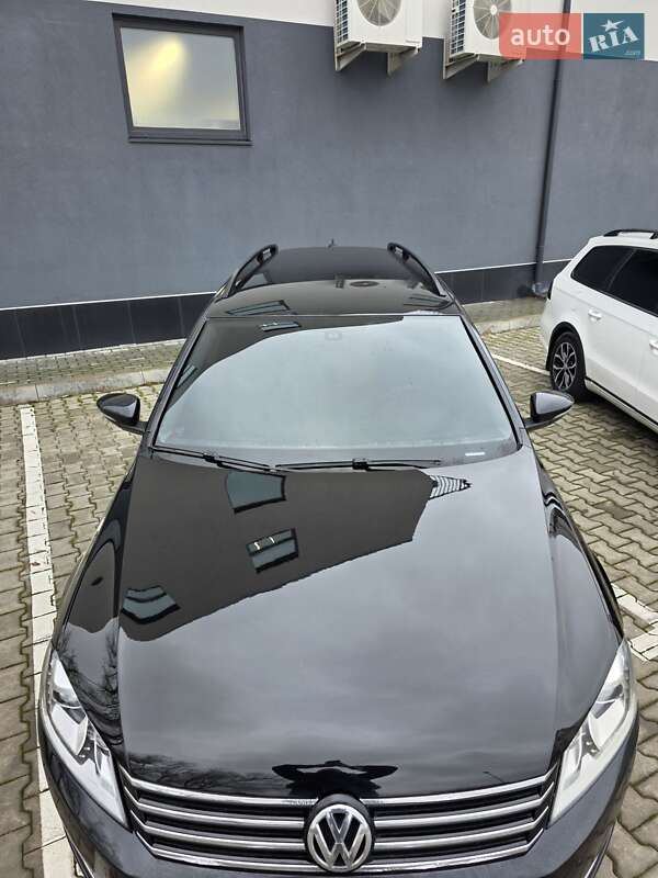Универсал Volkswagen Passat 2011 в Хмельницком