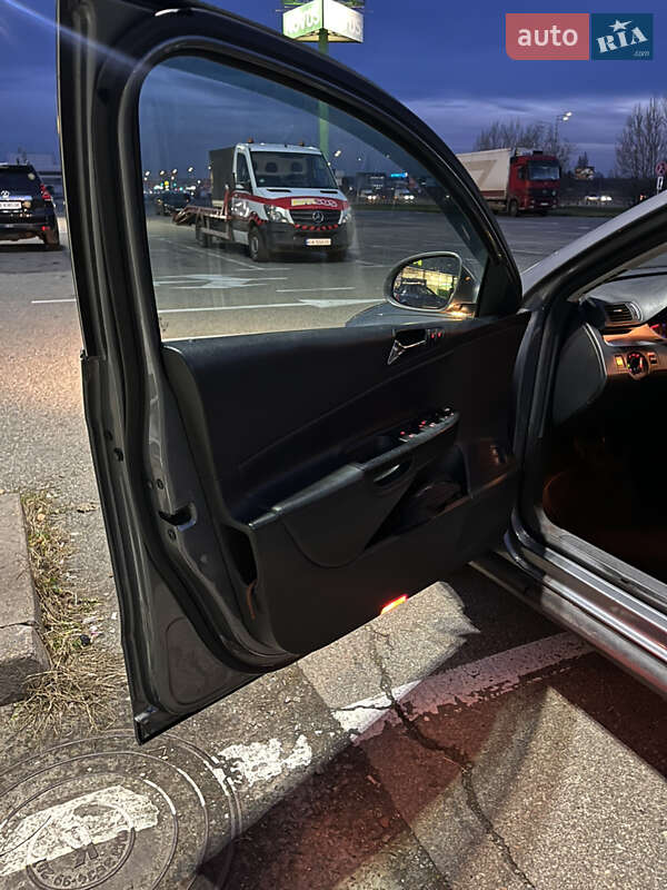 Універсал Volkswagen Passat 2008 в Києві