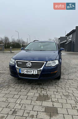 Універсал Volkswagen Passat 2008 в Дрогобичі