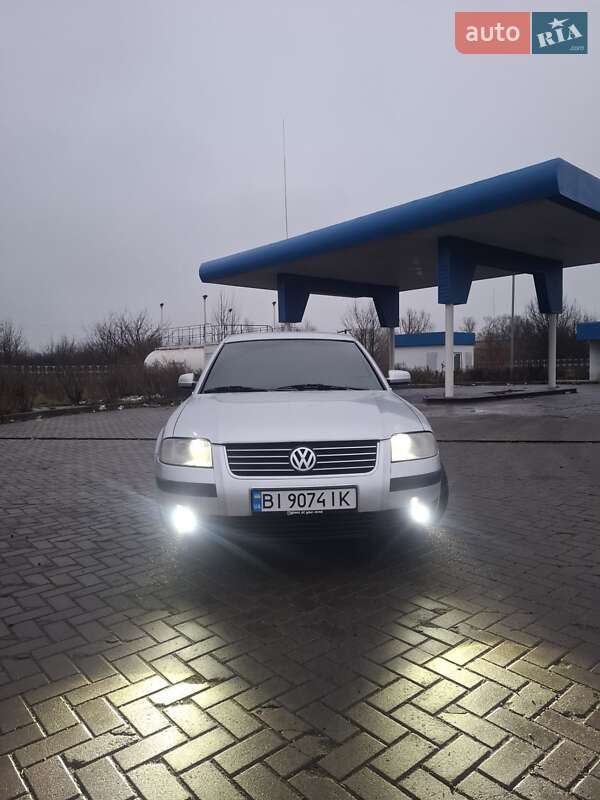 Седан Volkswagen Passat 2000 в Семеновке фото Седан Volkswagen Passat 2000 в Семеновке
