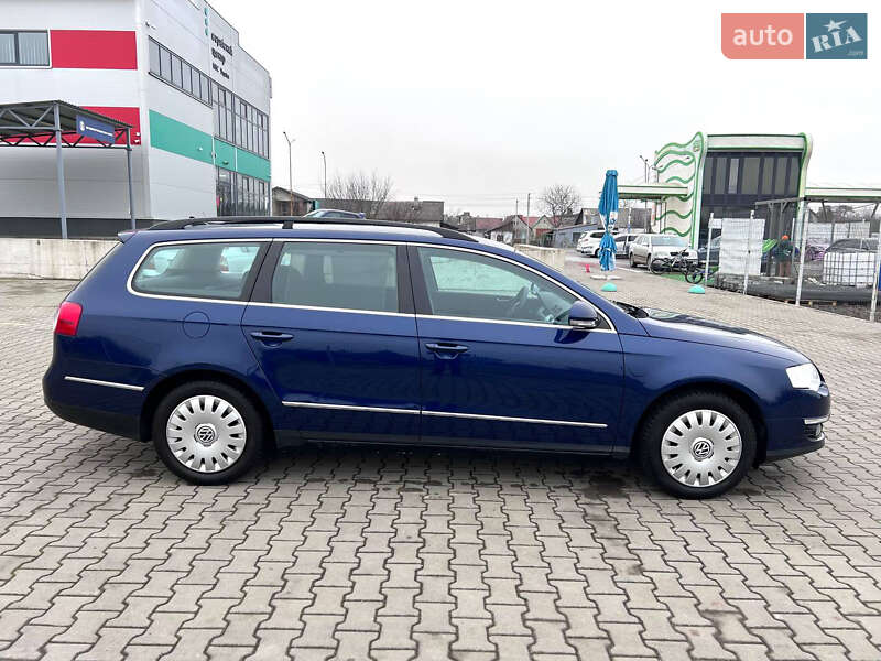 Универсал Volkswagen Passat 2010 в Нововолынске фото 6 Универсал Volkswagen Passat 2010 в Нововолынске