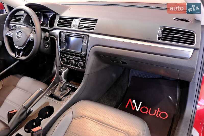 Седан Volkswagen Passat 2017 в Одесі фото 43 Седан Volkswagen Passat 2017 в Одесі
