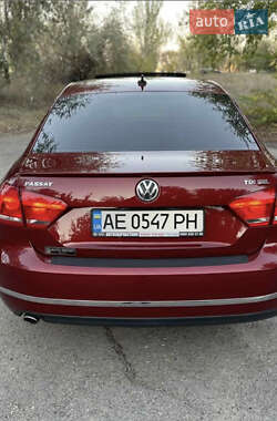 Седан Volkswagen Passat 2014 в Каменском
