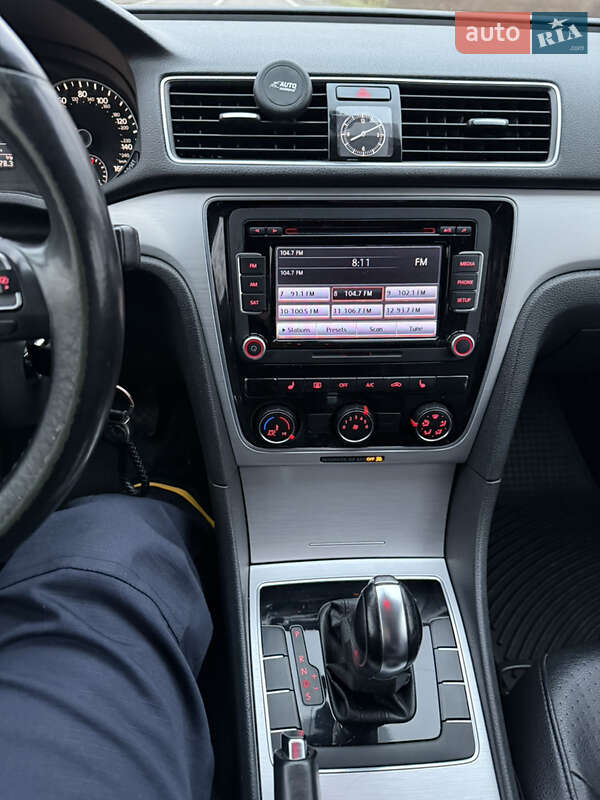 Седан Volkswagen Passat 2013 в Буську фото 15 Седан Volkswagen Passat 2013 в Буську