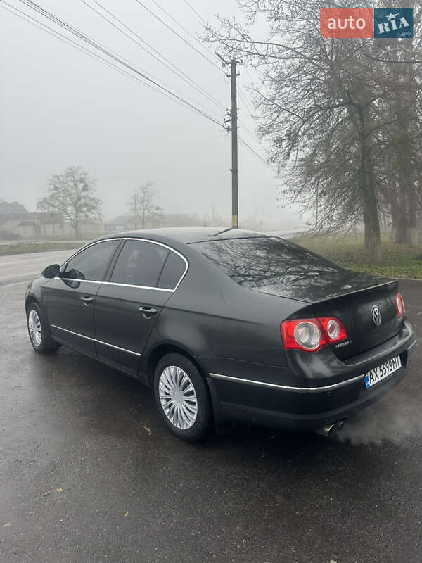 Седан Volkswagen Passat 2006 в Новой Водолаге