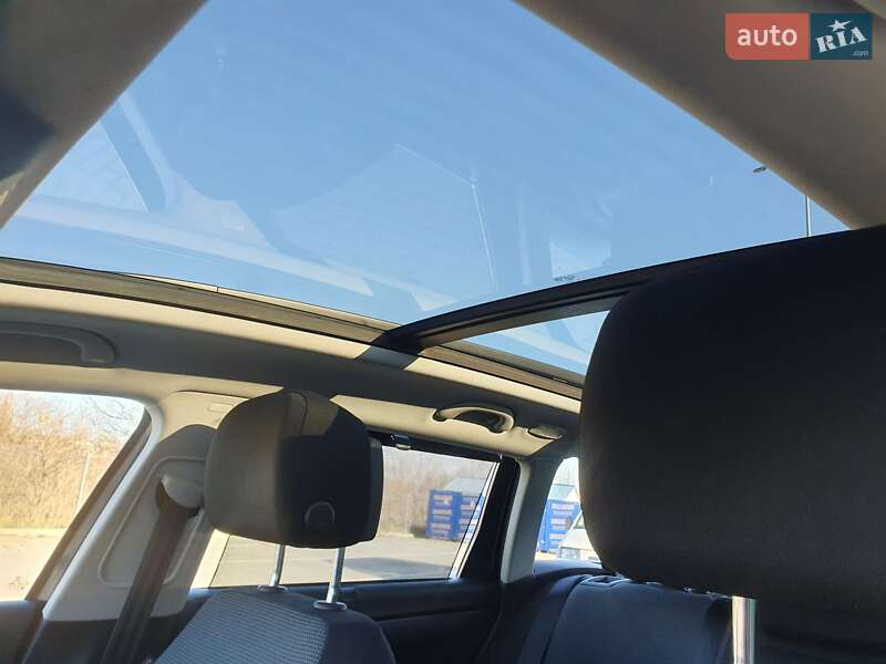 Універсал Volkswagen Passat 2011 в Дубні