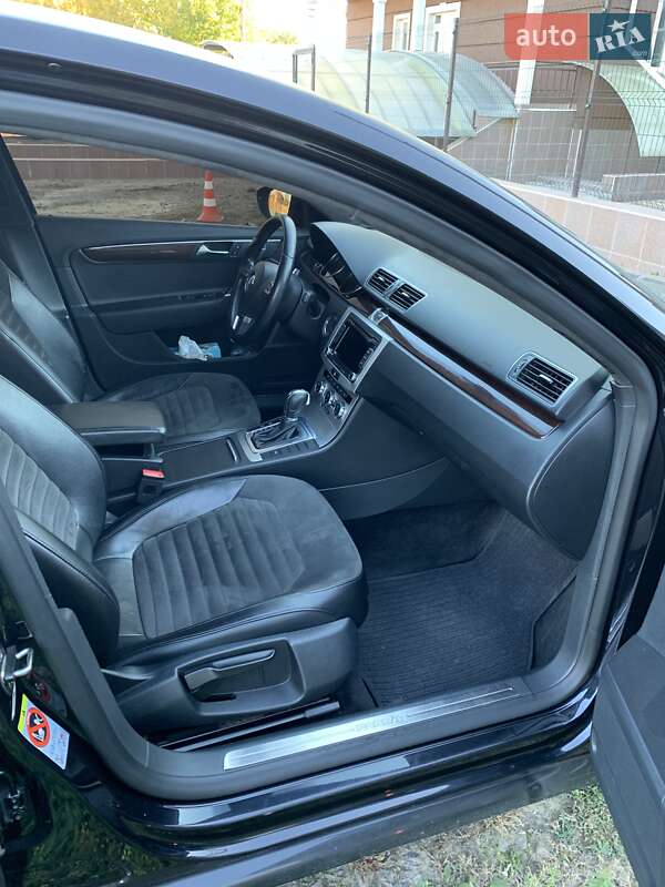 Седан Volkswagen Passat 2012 в Житомире фото 5 Седан Volkswagen Passat 2012 в Житомире