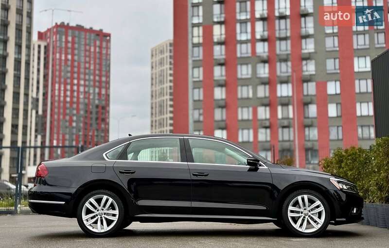 Седан Volkswagen Passat 2018 в Киеве