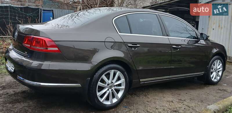 Седан Volkswagen Passat 2013 в Харкові фото 5 Седан Volkswagen Passat 2013 в Харкові