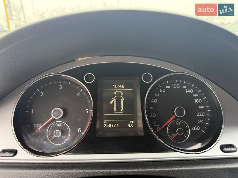 Универсал Volkswagen Passat 2012 в Ужгороде фото 20 Универсал Volkswagen Passat 2012 в Ужгороде