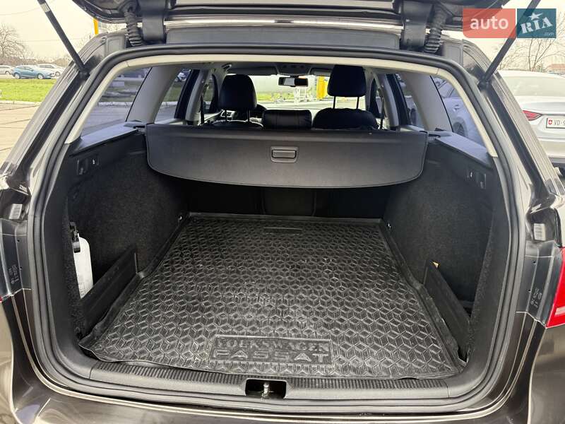 Универсал Volkswagen Passat 2012 в Ужгороде фото 34 Универсал Volkswagen Passat 2012 в Ужгороде