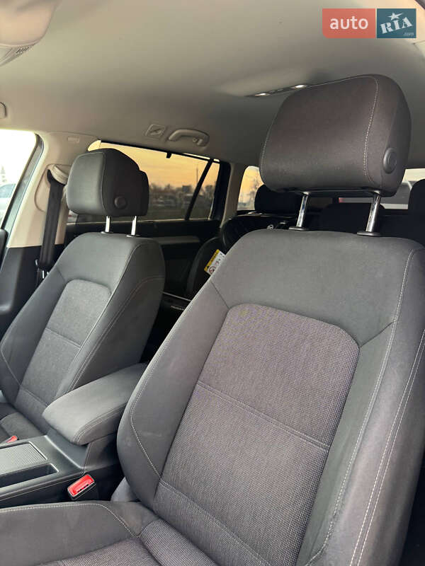 Универсал Volkswagen Passat 2015 в Виннице