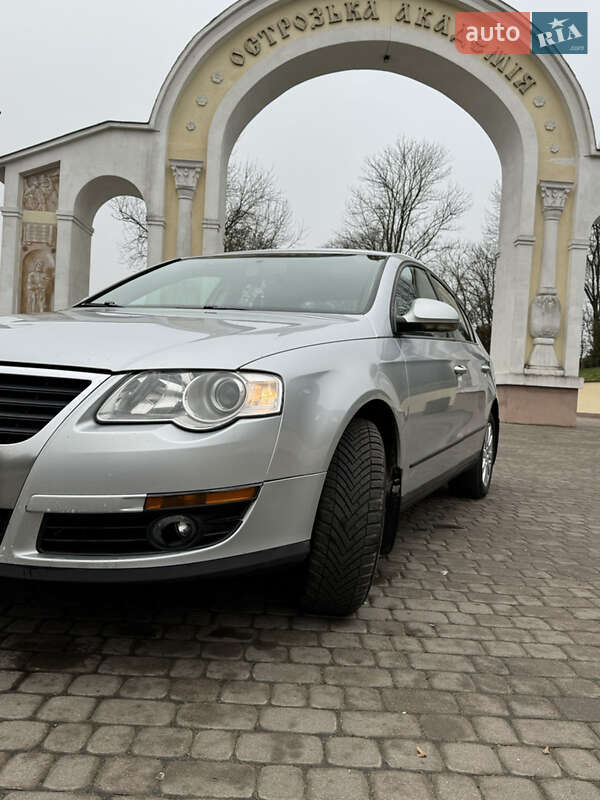 Седан Volkswagen Passat 2010 в Остроге фото 22 Седан Volkswagen Passat 2010 в Остроге
