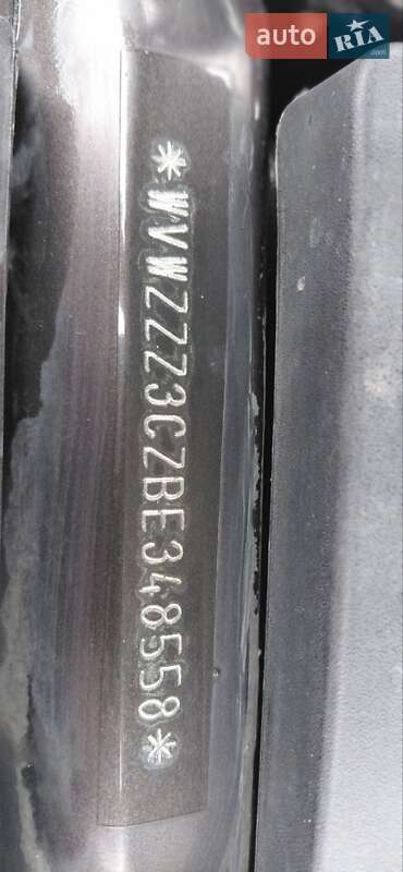 Універсал Volkswagen Passat 2011 в Новій Ушиці