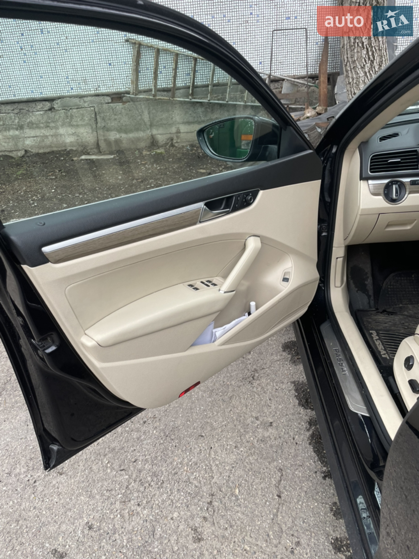 2017 Volkswagen Passat - мініатюра 24