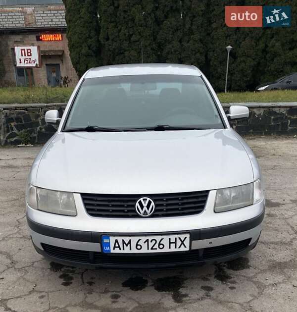 Седан Volkswagen Passat 1998 в Житомире фото Седан Volkswagen Passat 1998 в Житомире