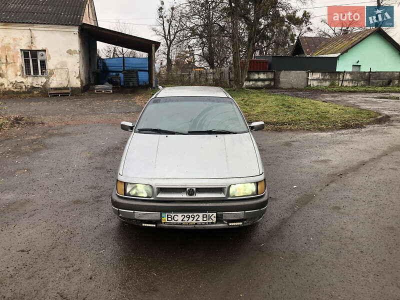Седан Volkswagen Passat 1990 в Львові фото 10 Седан Volkswagen Passat 1990 в Львові