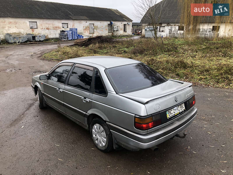 Седан Volkswagen Passat 1990 в Львові фото 14 Седан Volkswagen Passat 1990 в Львові