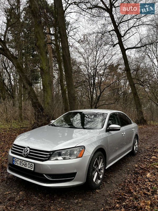 Седан Volkswagen Passat 2015 в Ходореві фото 49 Седан Volkswagen Passat 2015 в Ходореві