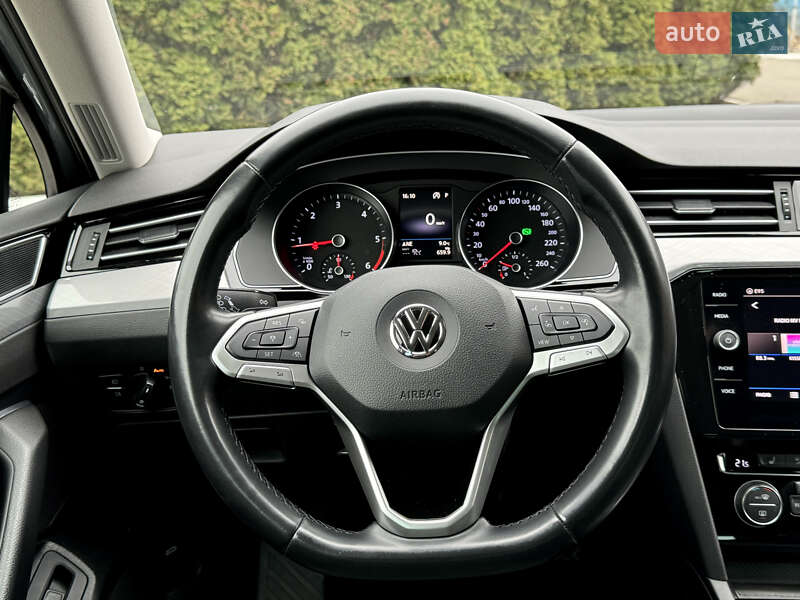 Універсал Volkswagen Passat 2019 в Києві фото 44 Універсал Volkswagen Passat 2019 в Києві