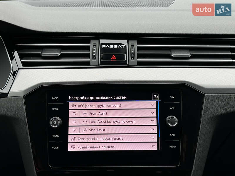 Універсал Volkswagen Passat 2019 в Києві фото 84 Універсал Volkswagen Passat 2019 в Києві