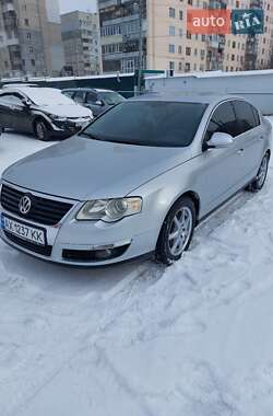 Седан Volkswagen Passat 2006 в Харькове