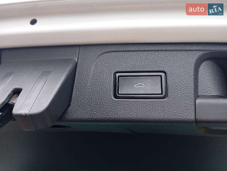 Универсал Volkswagen Passat 2017 в Золочеве фото 43 Универсал Volkswagen Passat 2017 в Золочеве