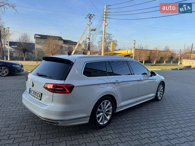 Универсал Volkswagen Passat 2017 в Луцке фото 19 Универсал Volkswagen Passat 2017 в Луцке