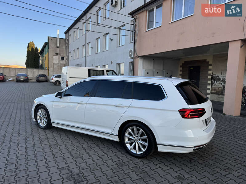 Универсал Volkswagen Passat 2017 в Луцке фото 24 Универсал Volkswagen Passat 2017 в Луцке