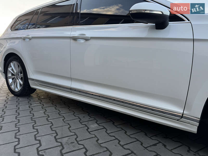 Универсал Volkswagen Passat 2017 в Луцке фото 30 Универсал Volkswagen Passat 2017 в Луцке