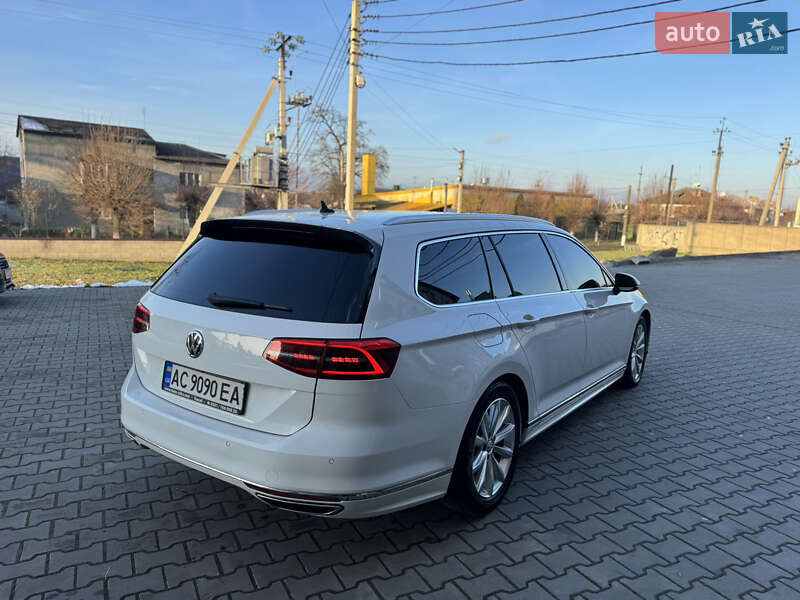 Универсал Volkswagen Passat 2017 в Луцке фото 39 Универсал Volkswagen Passat 2017 в Луцке