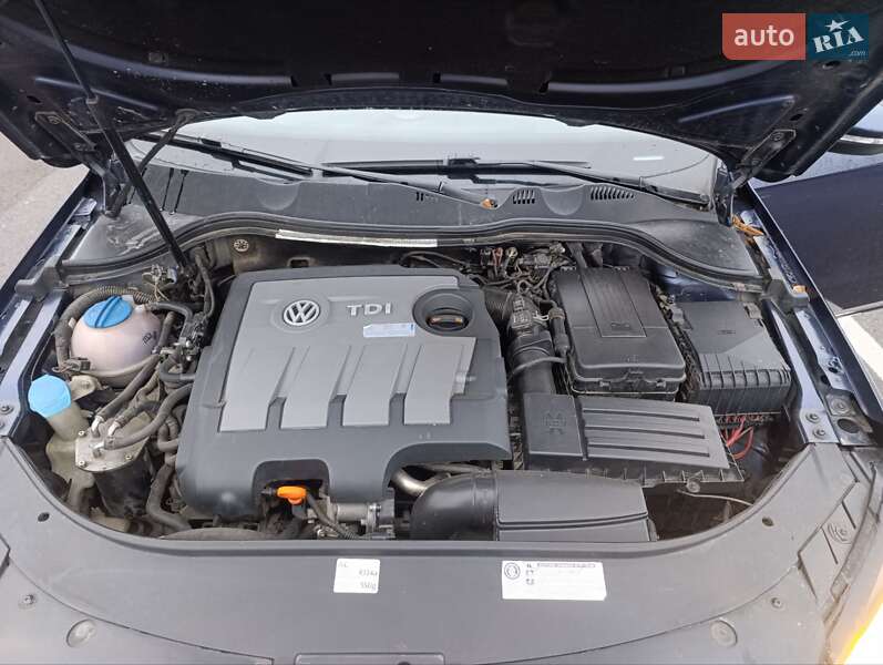 Універсал Volkswagen Passat 2012 в Львові фото 12 Універсал Volkswagen Passat 2012 в Львові