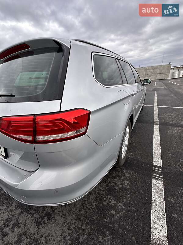 Универсал Volkswagen Passat 2016 в Львове