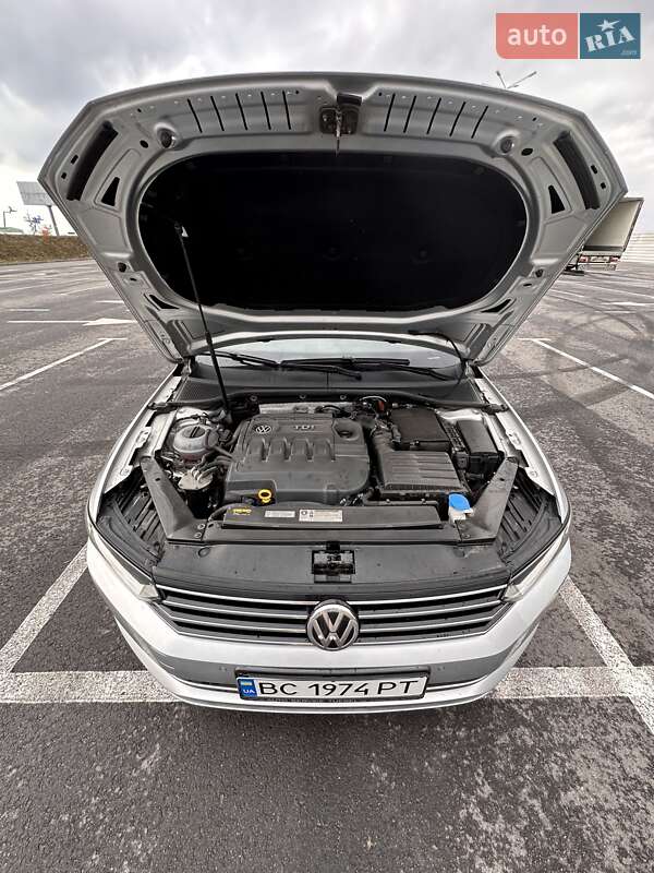 Универсал Volkswagen Passat 2016 в Львове