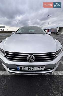 Универсал Volkswagen Passat 2016 в Львове
