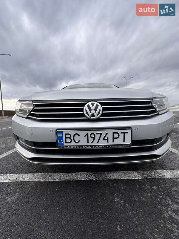 Универсал Volkswagen Passat 2016 в Львове