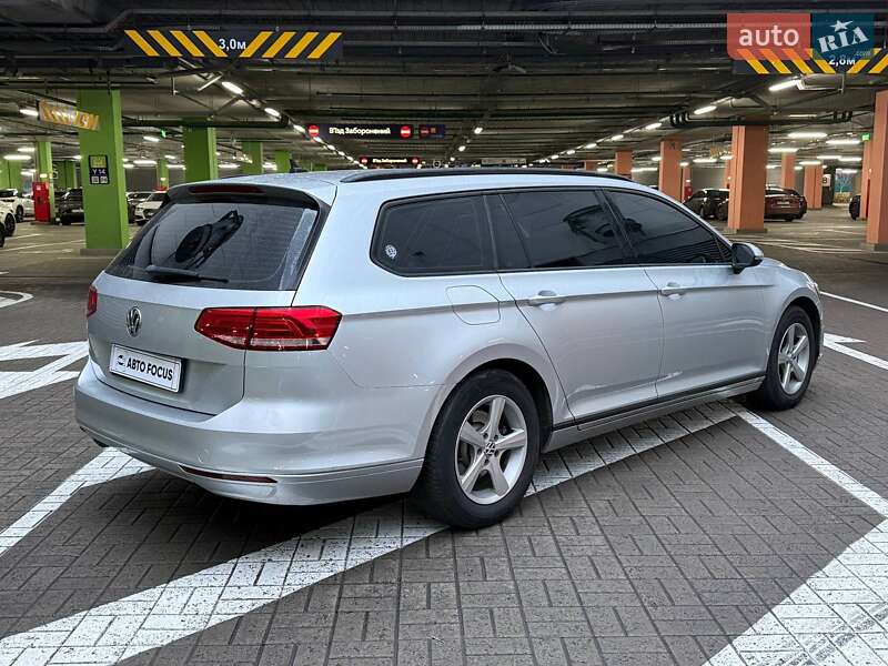 Универсал Volkswagen Passat 2016 в Киеве фото 6 Универсал Volkswagen Passat 2016 в Киеве