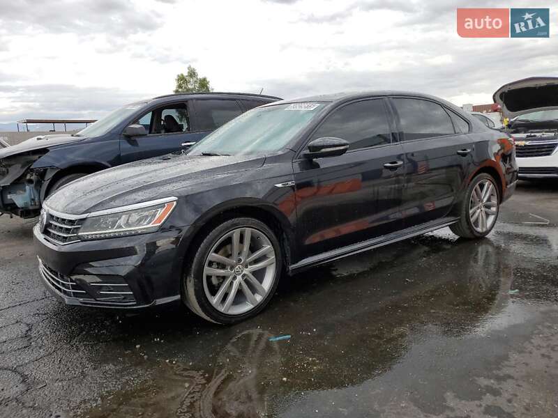 Седан Volkswagen Passat 2018 в Львове фото Седан Volkswagen Passat 2018 в Львове