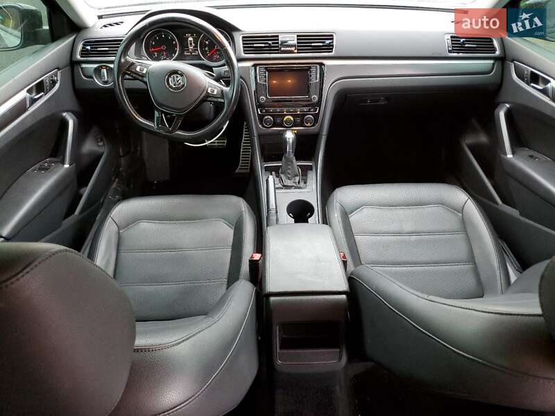 Седан Volkswagen Passat 2018 в Львове фото 8 Седан Volkswagen Passat 2018 в Львове