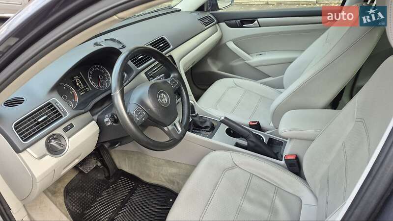 Седан Volkswagen Passat 2014 в Киеве фото 22 Седан Volkswagen Passat 2014 в Киеве