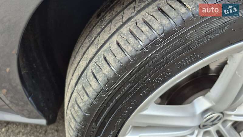 Седан Volkswagen Passat 2014 в Киеве фото 26 Седан Volkswagen Passat 2014 в Киеве