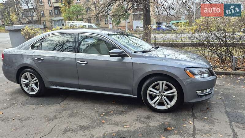 Седан Volkswagen Passat 2014 в Киеве фото 10 Седан Volkswagen Passat 2014 в Киеве
