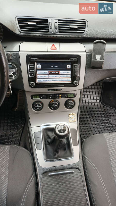 Седан Volkswagen Passat 2006 в Виннице