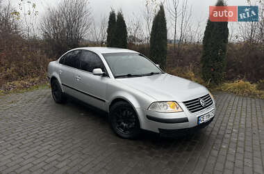 Седан Volkswagen Passat 2001 в Берегомете