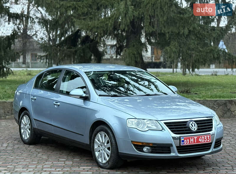 Седан Volkswagen Passat 2008 в Староконстантинове фото Седан Volkswagen Passat 2008 в Староконстантинове