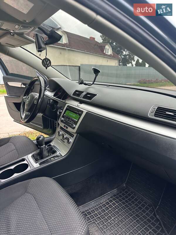 Универсал Volkswagen Passat 2014 в Шумске фото 7 Универсал Volkswagen Passat 2014 в Шумске