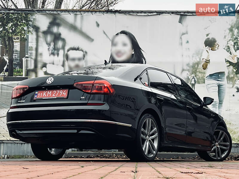 Седан Volkswagen Passat 2018 в Одессе