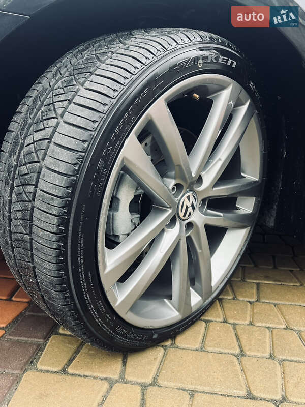 Седан Volkswagen Passat 2018 в Одессе